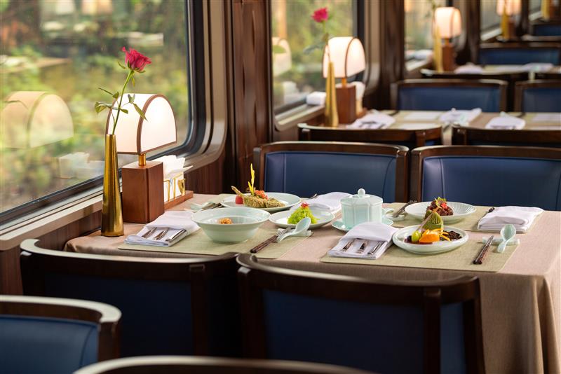 Dining Car